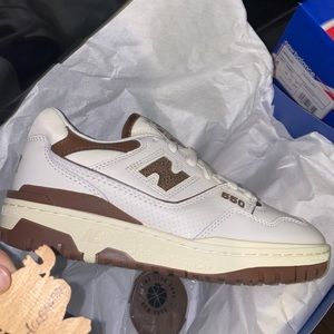 New balance 550 ALD

Brown colour

I also have a purple colour size 6